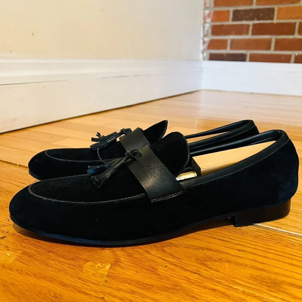 Saks Fifth Avenue Men’s Black Suede Tassel Loafers size 11